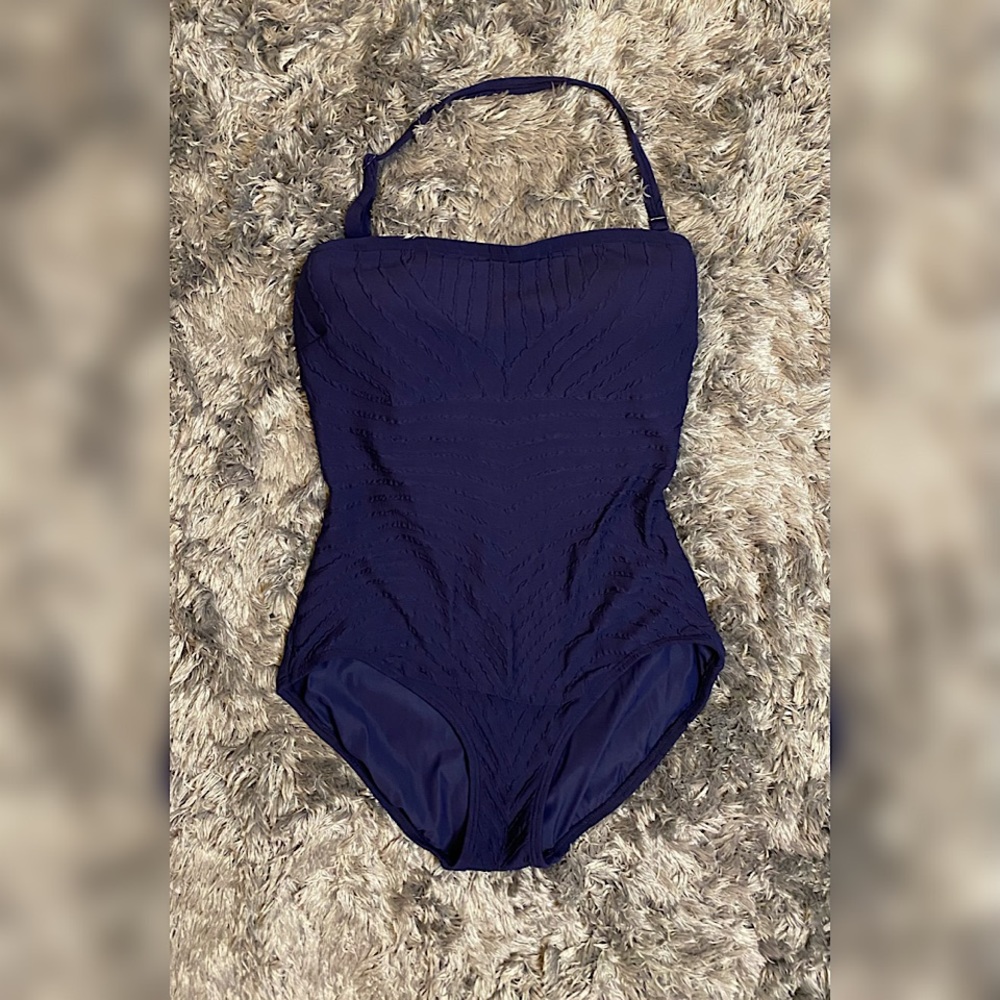 Contours By Coco Reef Navy Swimsuit. Size 12/36D